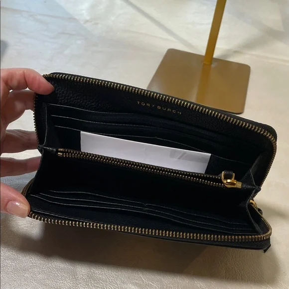 Tory Burch Black Pebbled Leather Wallet - Picture 13 of 14